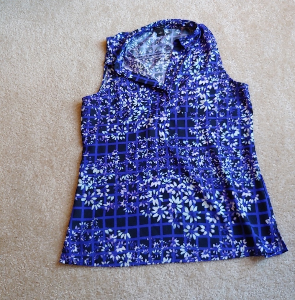 NWOT Ann Taylor purple floral button down tank